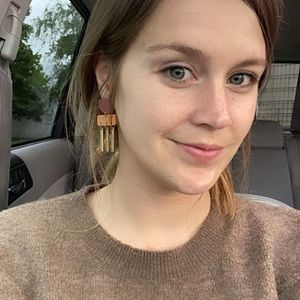 Meet your Posher, Jana